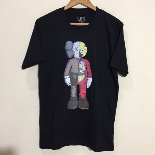 Kaos Uniqlo XX